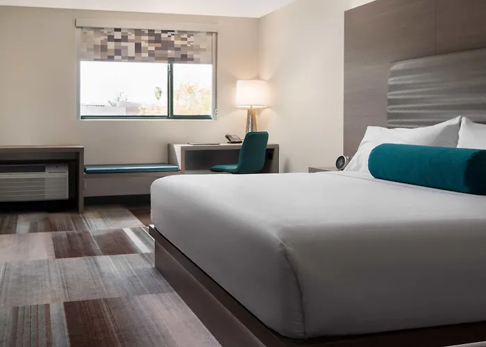 Aloft By Marriott Hotel 3*